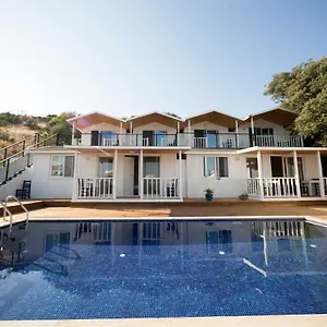 Metins Otel Gümüşlük
